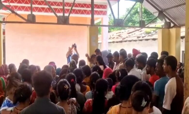 हल्द्वानी में रक्षाबंधन पर जेल पहुंची बहनें, भाई को देख छलक पड़े आंसू, सम्मानजनक भविष्य की कामना