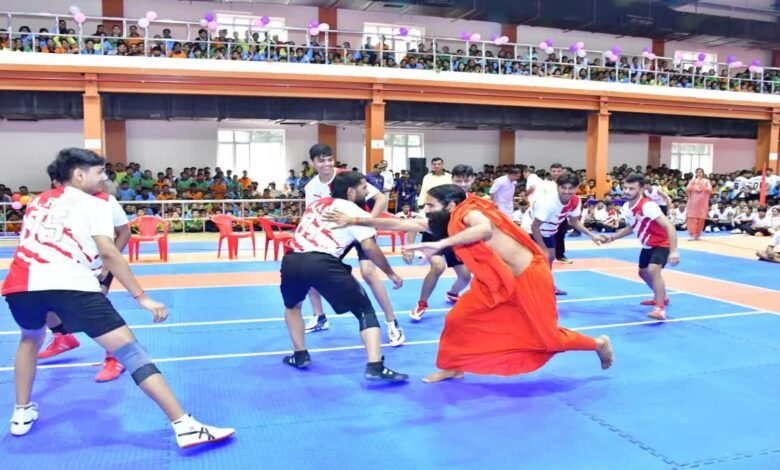 भारतीय शिक्षा बोर्ड की द्वितीय राष्ट्रीय खेल प्रतियोगिता का आगाज, कबड्डी में स्वामी रामदेव ने भी आजमाए हाथ