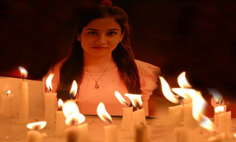 अंकिता भंडारी हत्याकांड: एक बार फिर मुखर हुए तमाम राजनीतिक और सामाजिक संगठन, 18 सितंबर को बनाएंगे मानव श्रृंखला अंकिता भंडारी हत्याकांड: एक बार फिर मुखर हुए तमाम राजनीतिक और सामाजिक संगठन, 18 सितंबर को बनाएंगे मानव श्रृंखला
