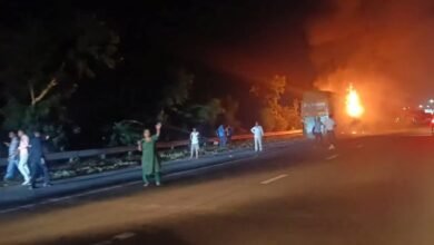 ग्रेटर नोएडा: यमुना एक्सप्रेस पर स्लीपर बस में लगी भीषण आग, 9 लोगों की मौत, कई घायल