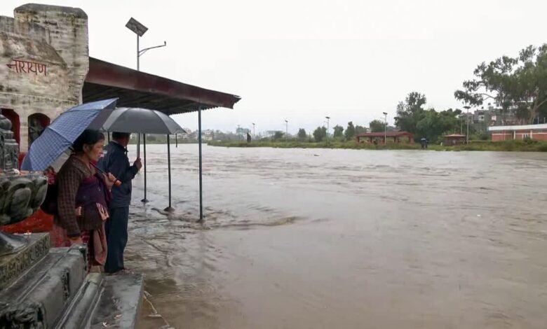 नेपाल में भीषण बारिश, भयंकर तूफान, बाढ़ और लैंडस्लाइड से 21 लोगों की मौत, 5 लापता