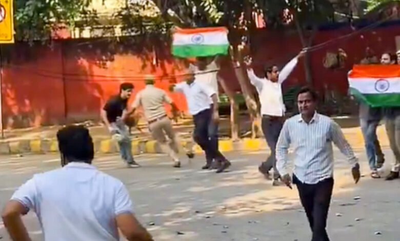 CJP नेता सौरव दास और रांका को 5 दिन की न्यायिक हिरासत में भेजा गया, दिपके बोले- जंतर-मंतर पर तिरंगा फहराना गलत है क्या