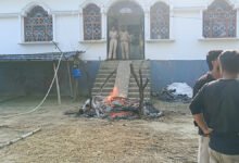 ‘साबुन देने के बहाने मर्डर’ इलाके में तनाव, गोपालगंज में आरोपी के घर के सामने ही जला दी छात्रा की चिता