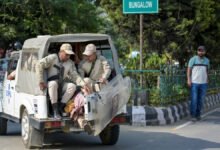 मणिपुर में हिंसा: उग्रवादियों ने तीन मैतेई लोगों की हत्या की, CM बंगले के बाहर प्रदर्शन